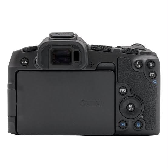 Canon EOS R8